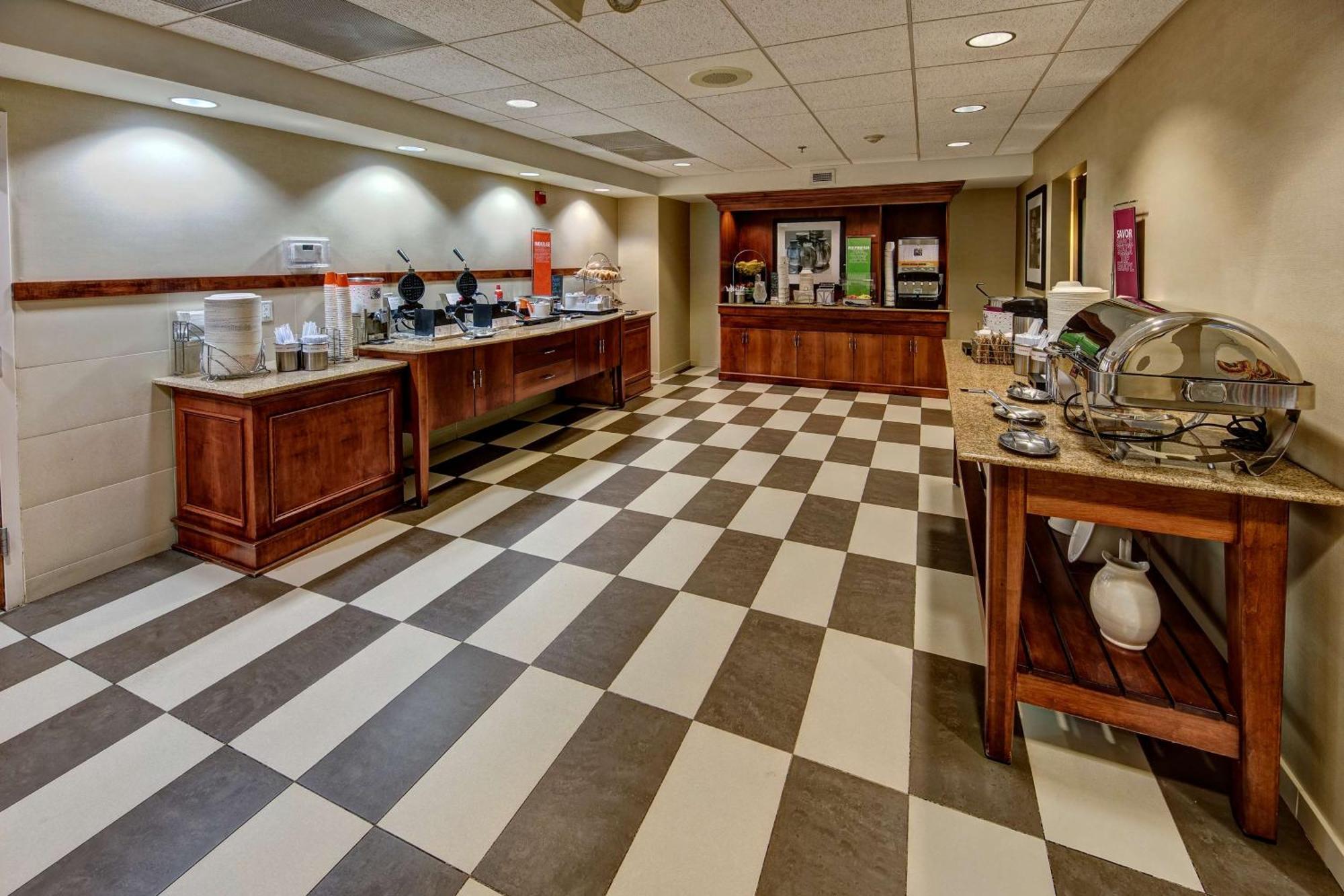 Hampton Inn Dunn Ngoại thất bức ảnh