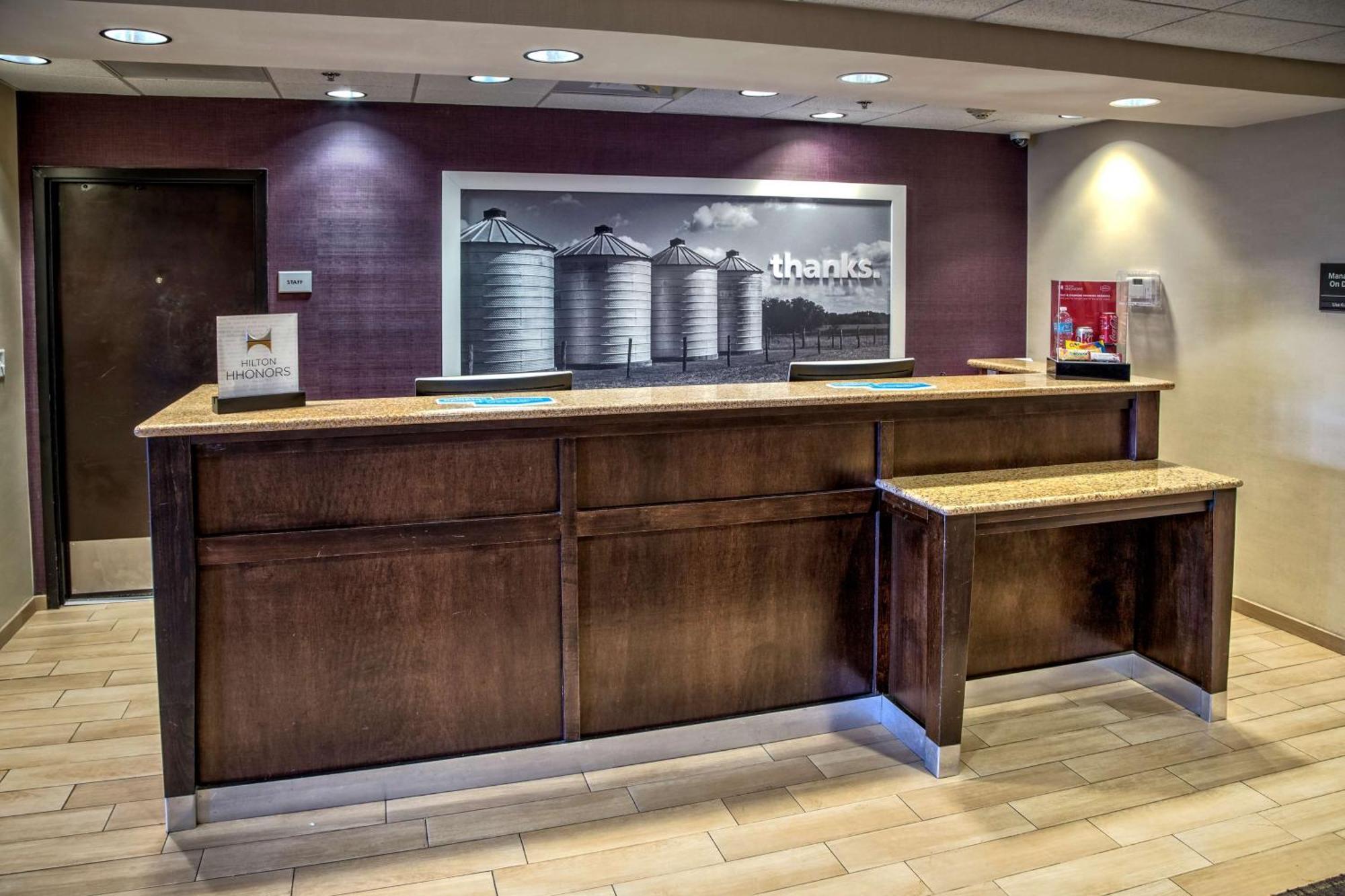 Hampton Inn Dunn Ngoại thất bức ảnh