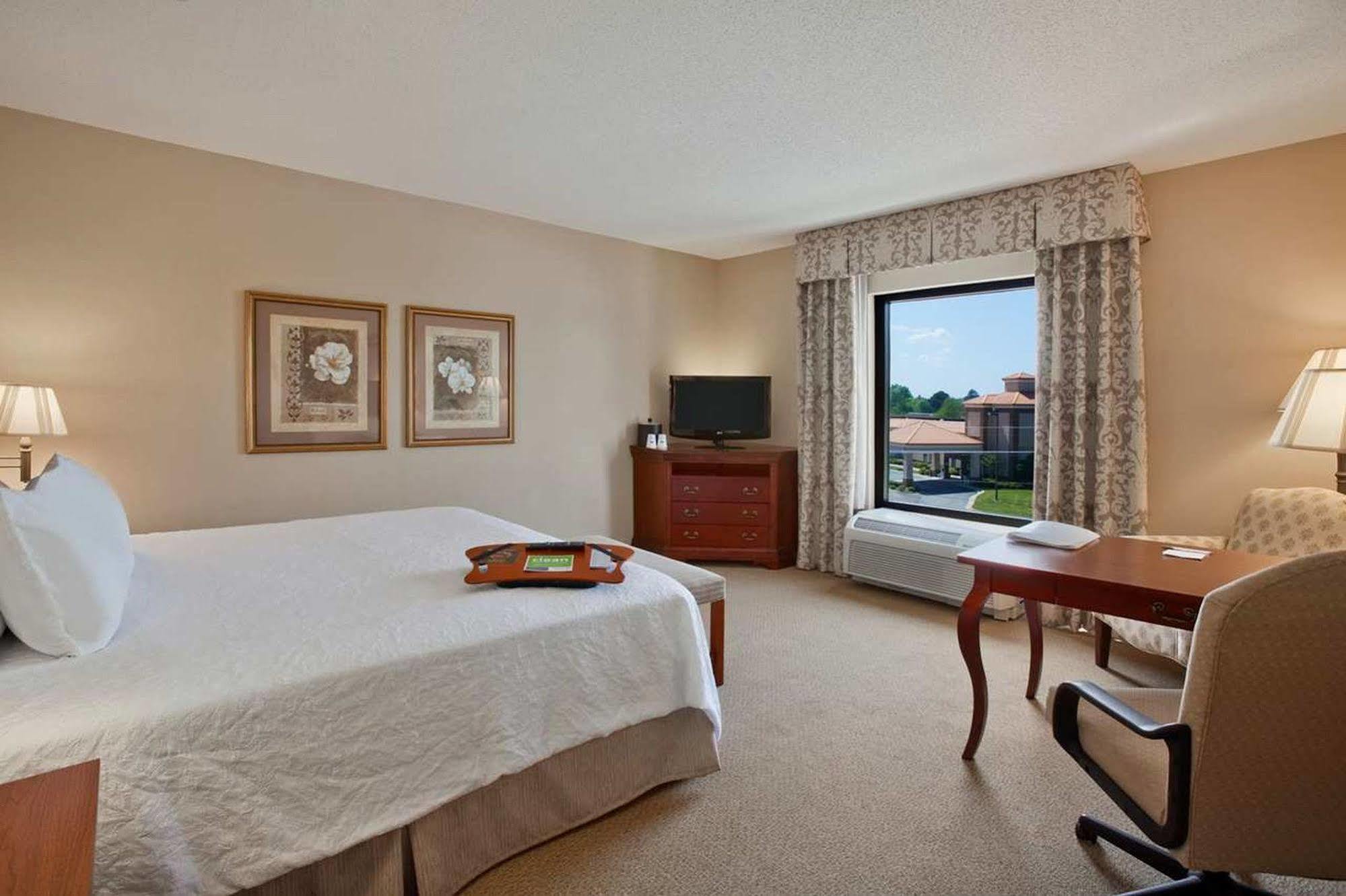 Hampton Inn Dunn Phòng bức ảnh